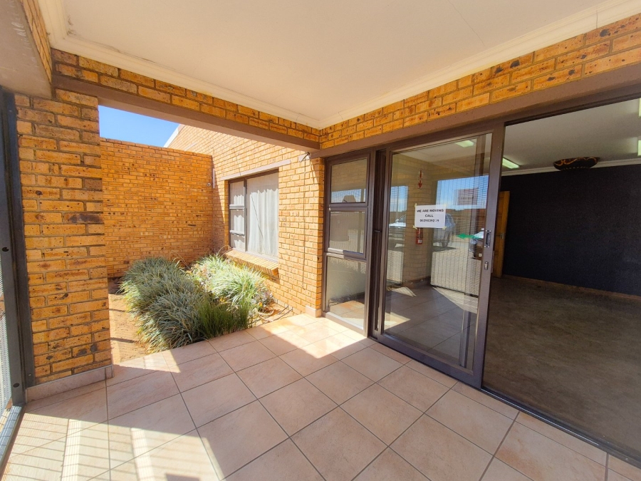 Commercial Property for Sale in Sasolburg Industrial Zone 2 Free State